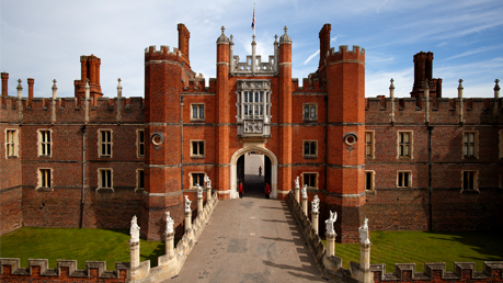 Hampton-Court-Palace-Detail.jpg (2)