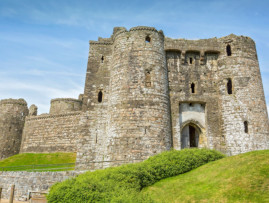 Kidwelly Castle Featured
