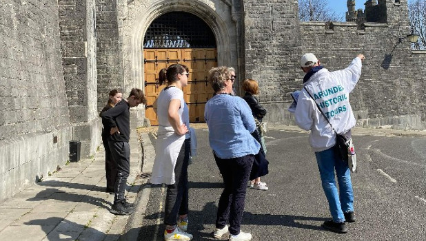 Arundel Town Tour ADD 1