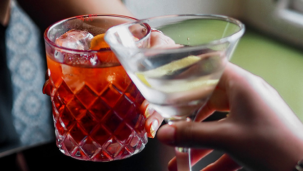 Cocktails At The Relais Henley ADD1 (1)
