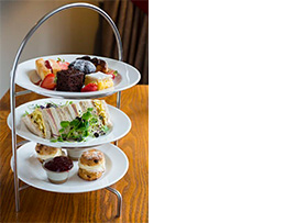 Afternoon Tea At The Holiday Inn Birmingham Featured (1)