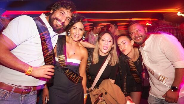 London Pub Crawl ADD 3