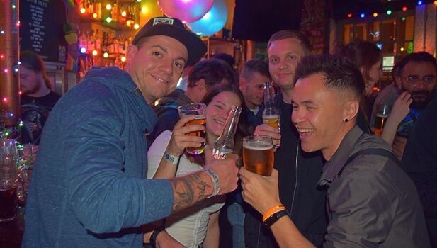 Camden Pub Crawl Detail