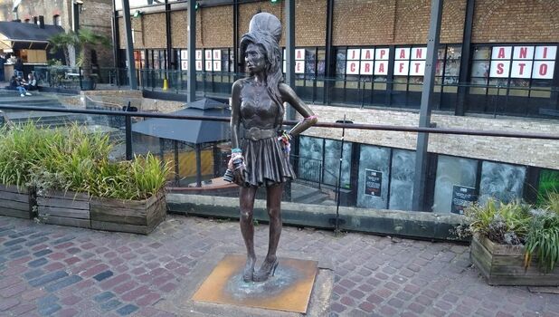 Amy Winehouse Tour ADD 1