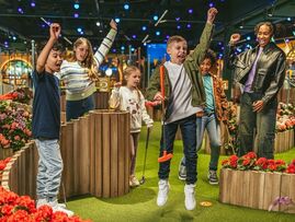 2For1 Crazy Golf Tickets Every Sunday Featured