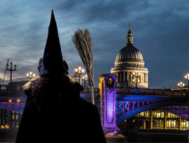 London Witches & History Walking Tour Featured (1)